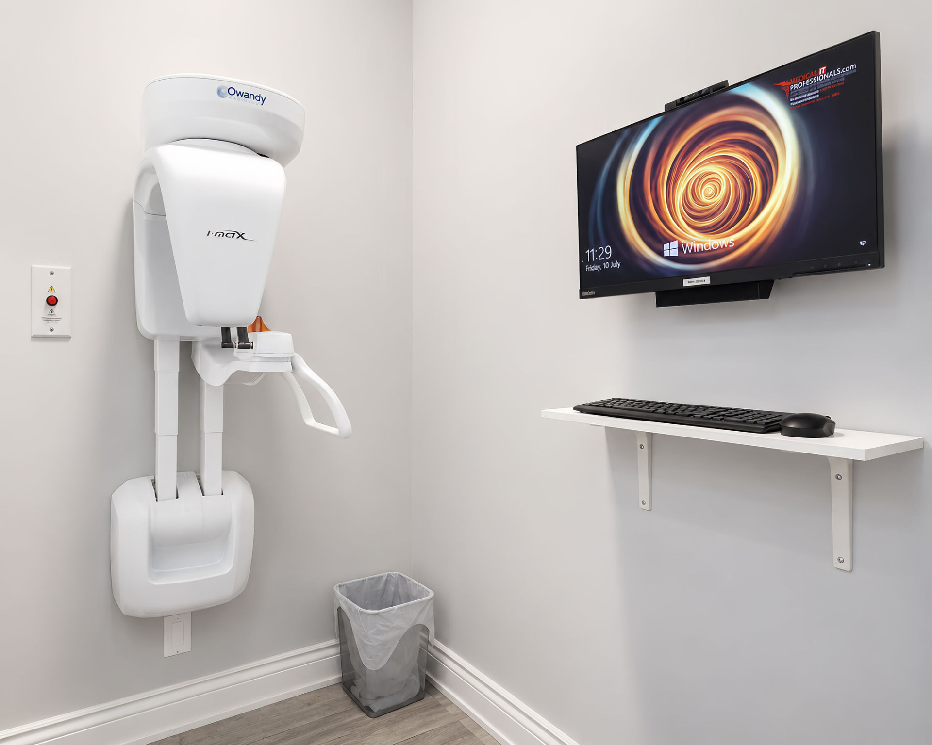 Owandy panoramic X-ray imaging room at Bayly Dental Clinic